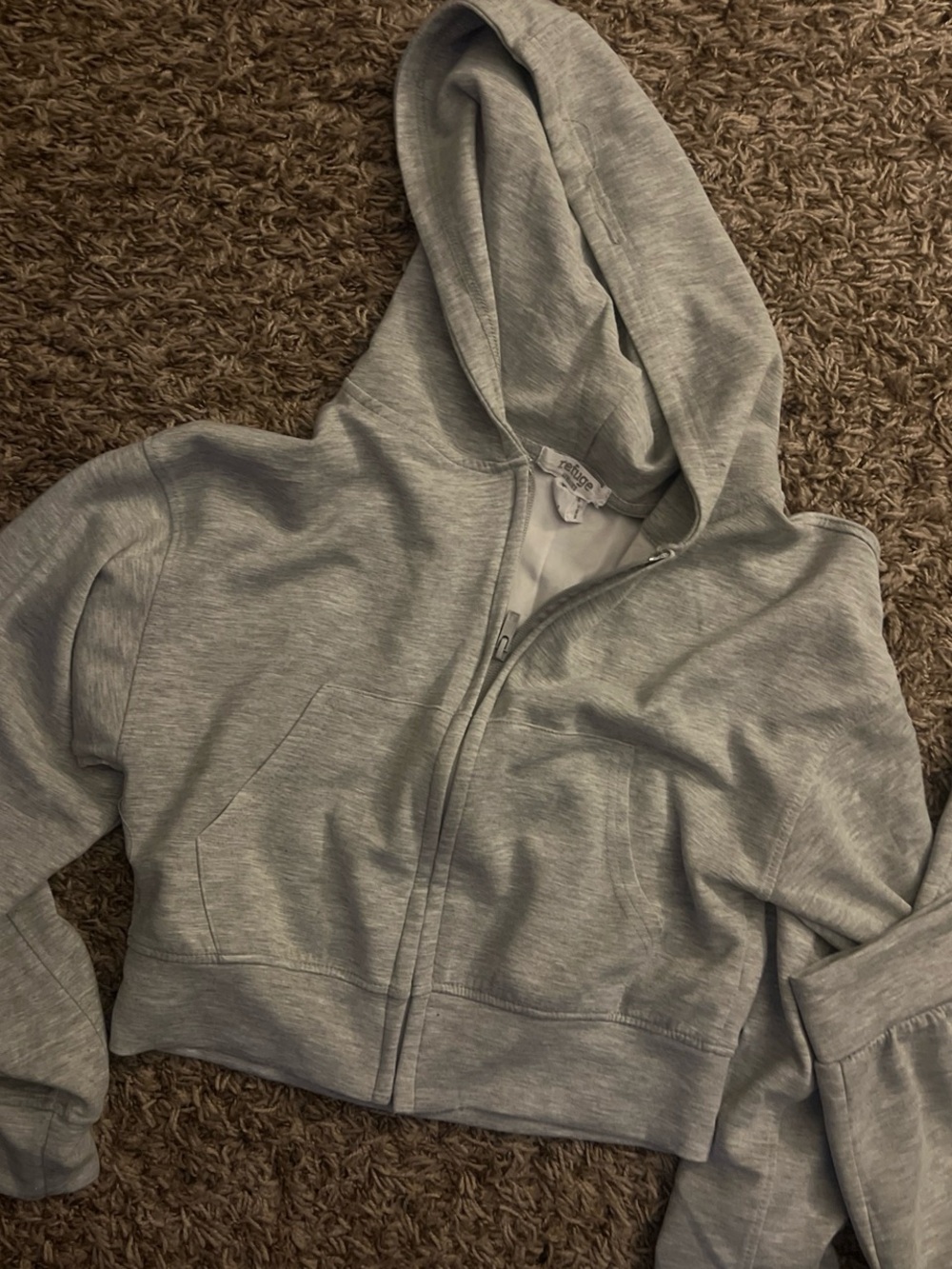 Grey Set - MEDIUM - Picture 3 of 5